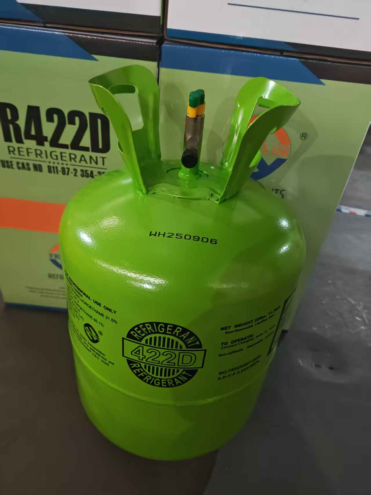 FRIOFLOR produit du gaz réfrigérant R422D dans un cylindre de 11,3 kg