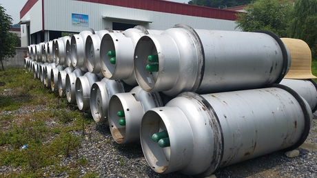 refrigerant in ton tank.jpg